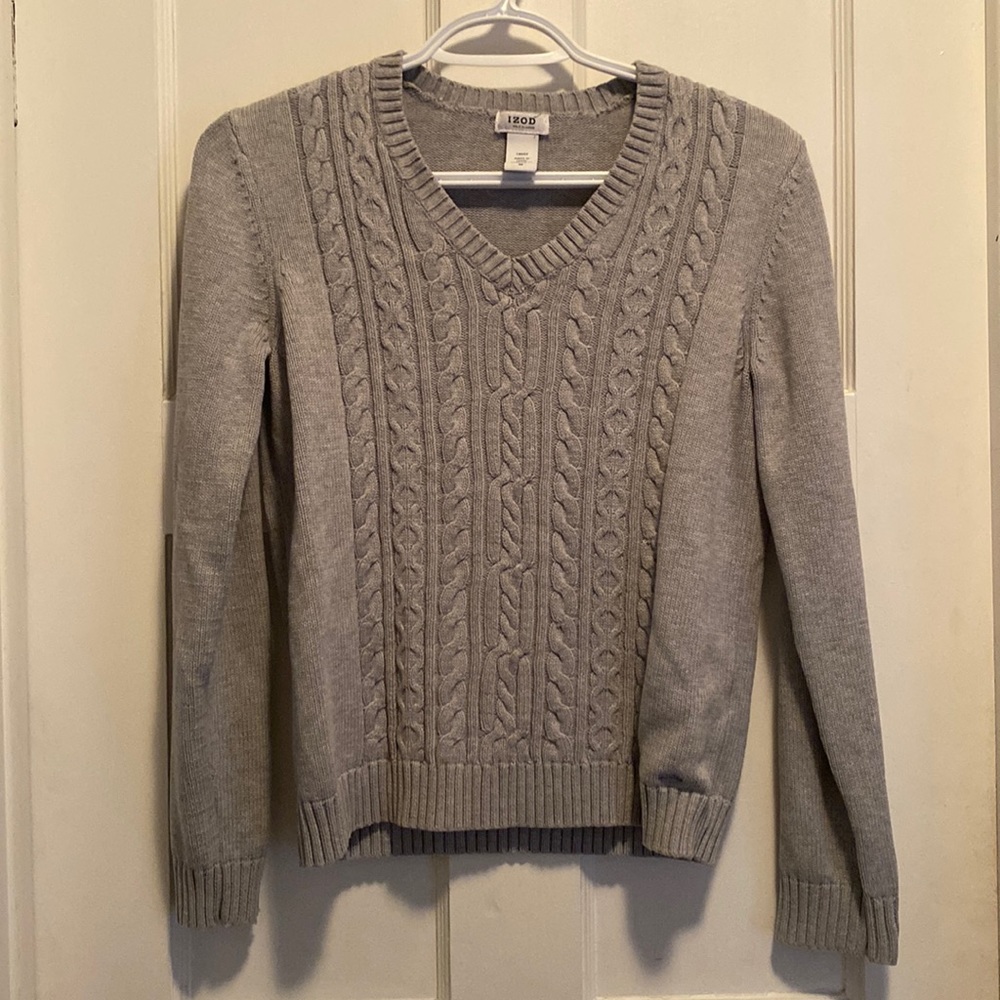 Izod V-neck cable sweater